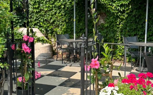 Nicollet Island Inn