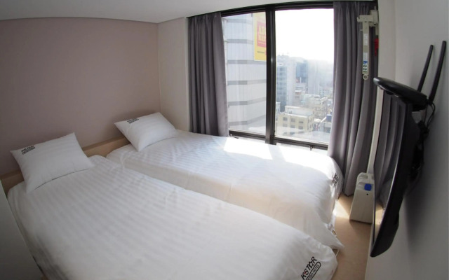 KSTAR Metro Hotel
