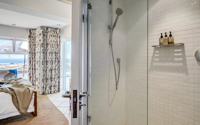 Camps Bay Terrace Suite in Camps Bay