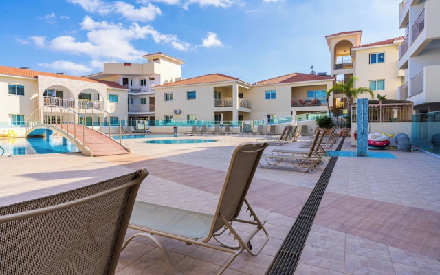 Quint - 2-Bedroom Apt & Pool in Protaras