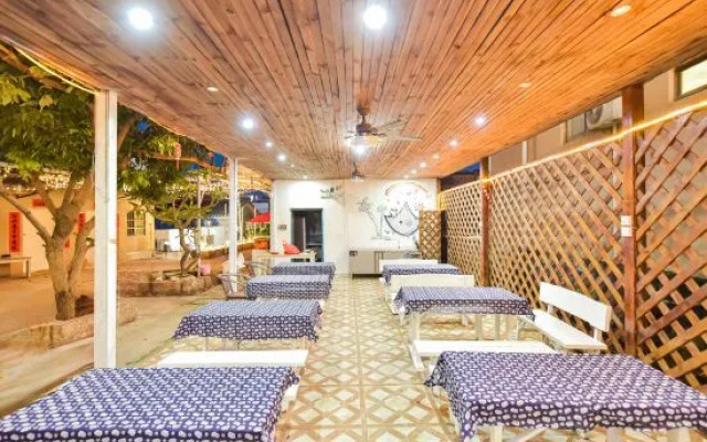 Weizhou Island Shili Courtyard (Shell Beach Store)