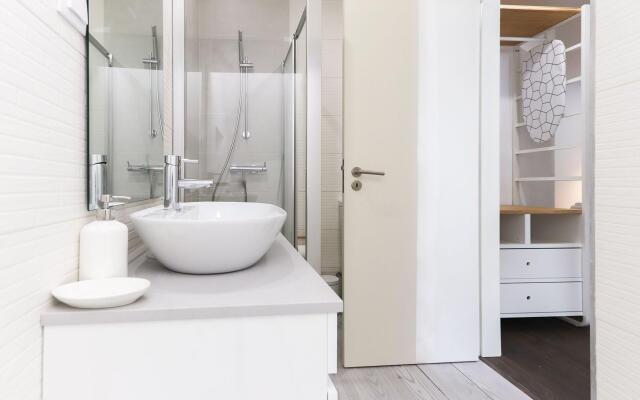 Benfica Apartments I by Homing