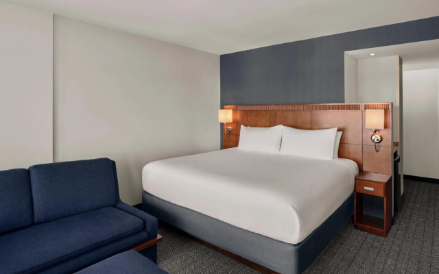Courtyard by Marriott Halifax Downtown