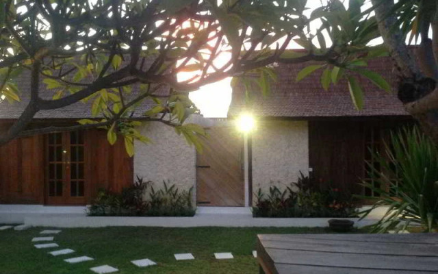 Sasha Villa