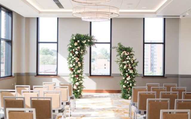 The Merrill Hotel, Muscatine, a Tribute Portfolio Hotel