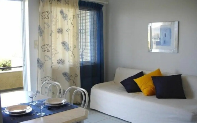 Villa Fleria Seaside Studios & Apts