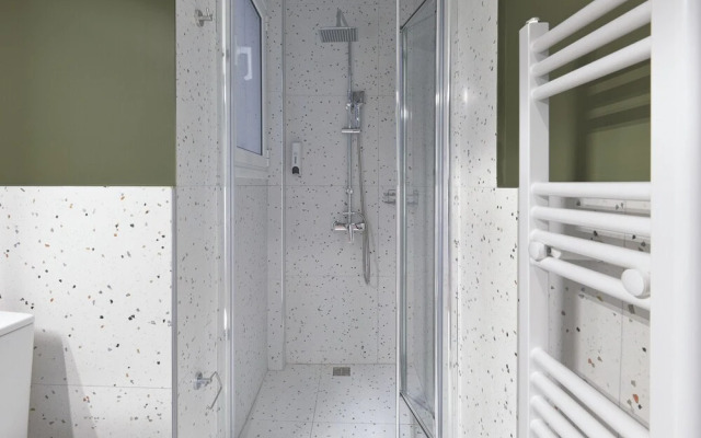 Fully Renovated Apartment in Kypseli