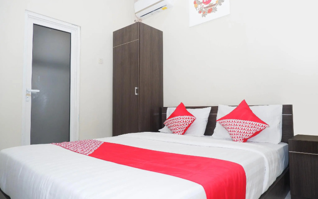 Hotel O Candi Residence – Guest Rooms – Semarang