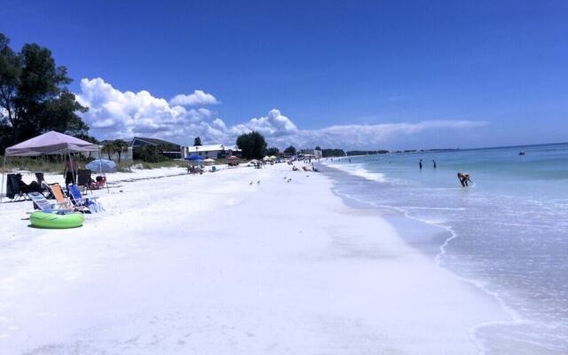 The Anna Maria Island Beach Castaway 1