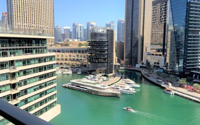 Ascapes Holiday Homes Marina Quays West