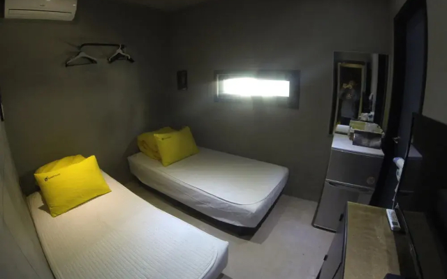 24guesthouse Garosu-gil