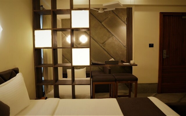 Deglance Hotel