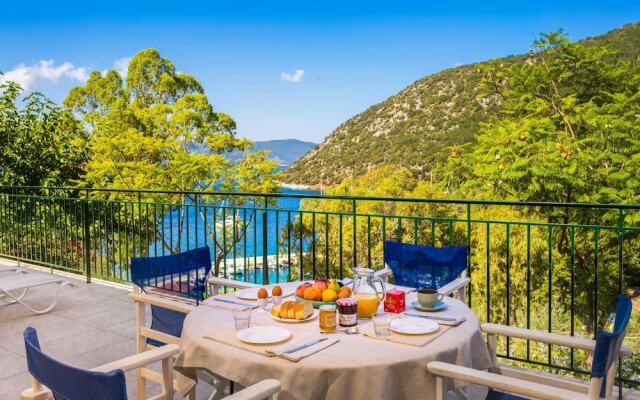 Elia Beach Villa in Ithaki