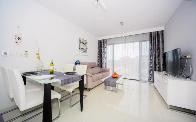 Penthouse 2 bedrooms in Mil Palmeras