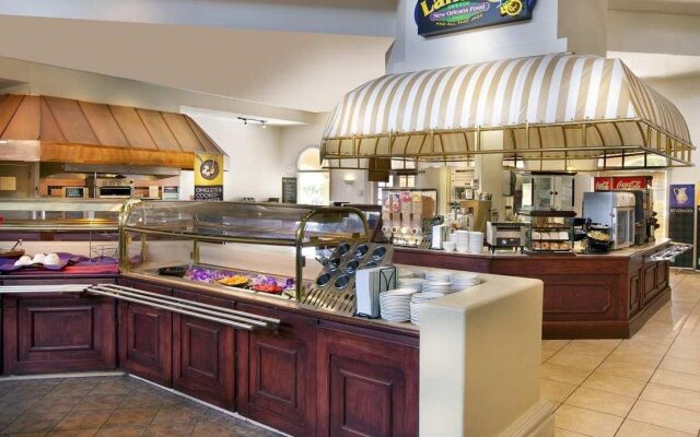 Embassy Suites Phoenix - North