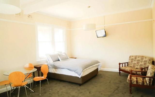 Sportsmens Club Hotel