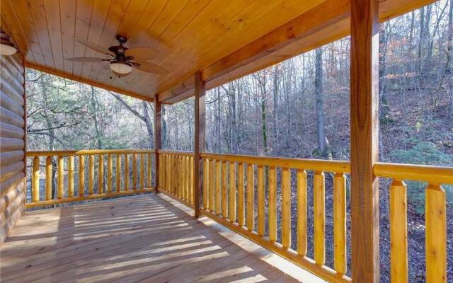 Mirror Pond - Four Bedroom Cabin