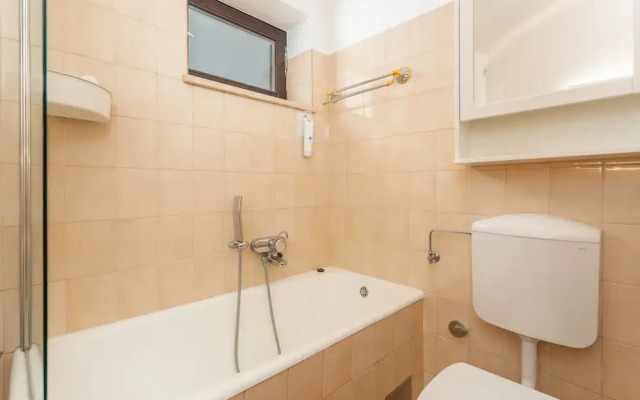 Bright 3-bedroom Apartment in Lovran