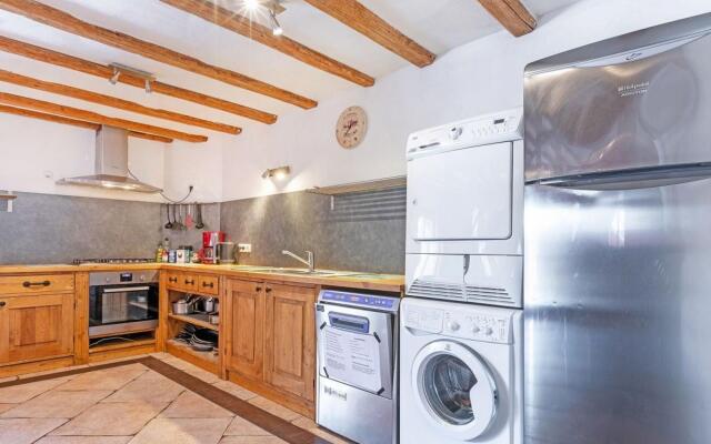Pretty Chalet With Sauna & Skiing Nearby