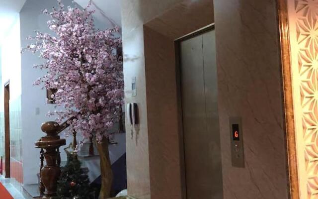 Phi Long Hotel