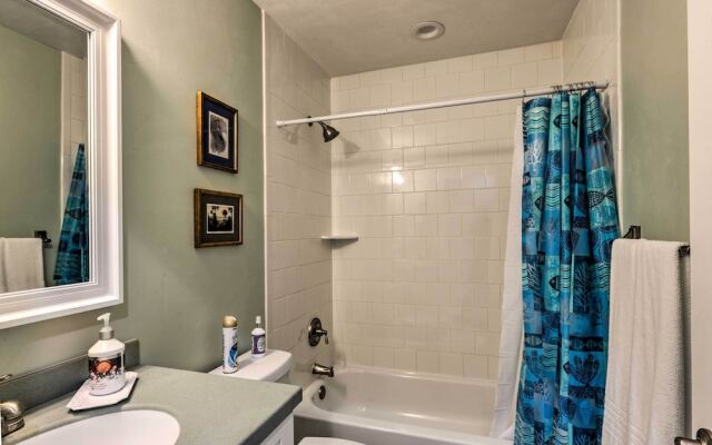 Family-friendly Home, Walk to Steinhatchee River!