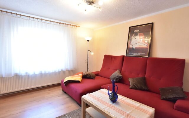 Spacious Apartment in Rakow near Sea