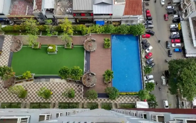Vibrant 2BR at Vida View Makassar Apartment
