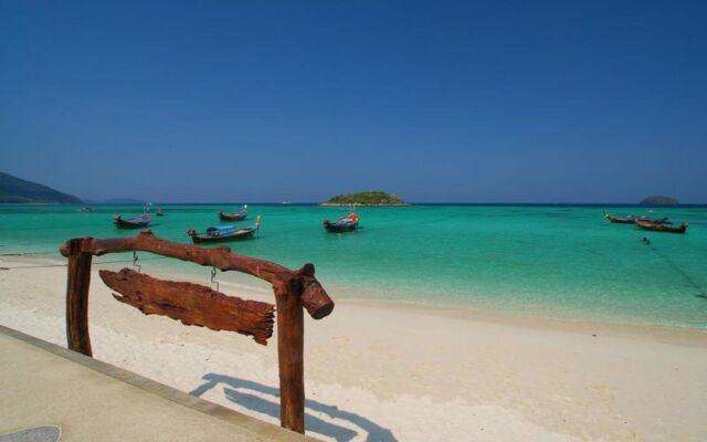 Lipe Power Beach Resort