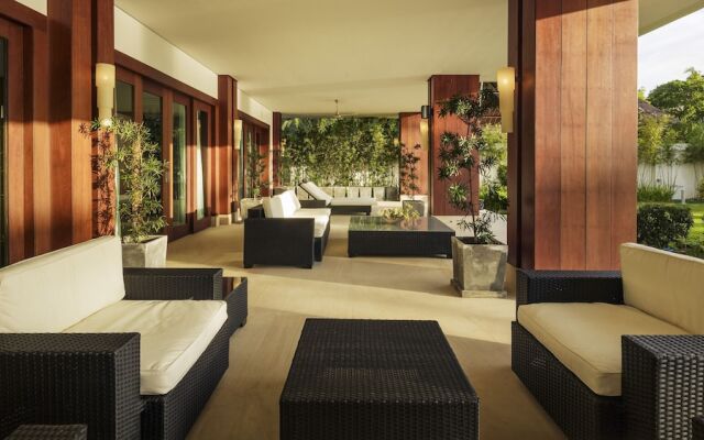 Under the Stars Luxury Apartment