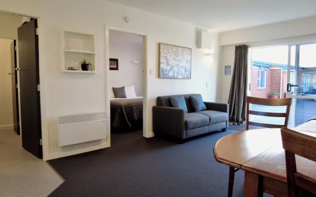 Moana Court Motel