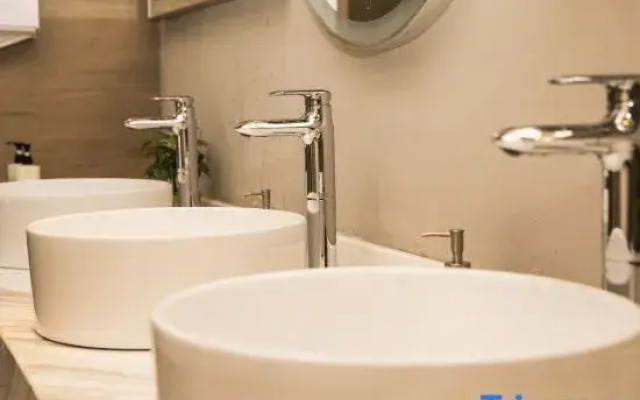 Mehood Lestie Hotel (Shanghai International Tourism Resort Chuansha)