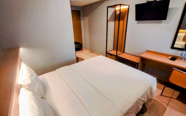 Studio One Thamrin Hotel