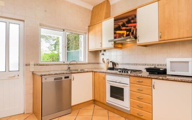 Akivillas Vale do Lobo Infinity