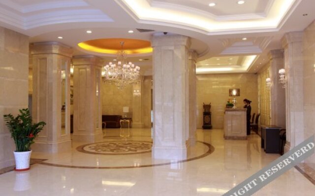 Wolff Hotel