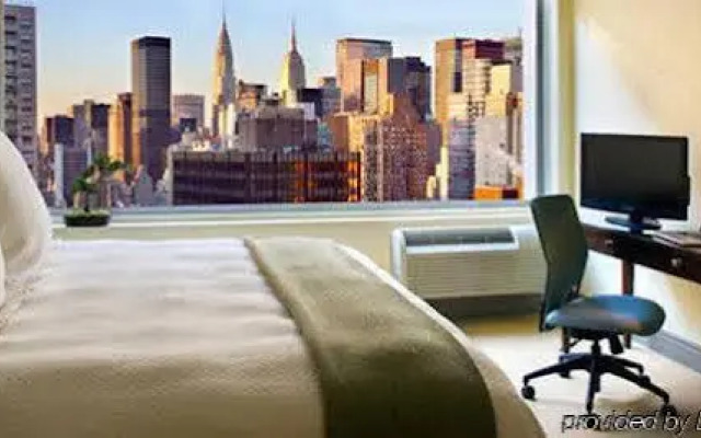 Sutton Court Hotel Residences