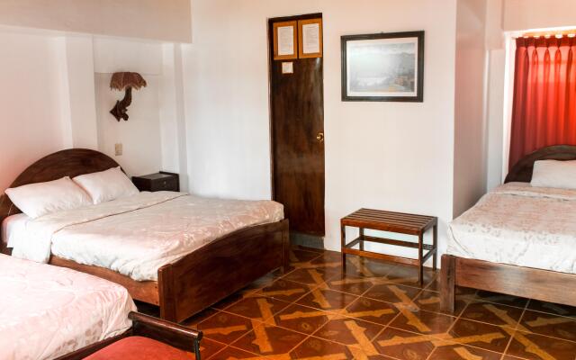 San Blas Plaza Inn