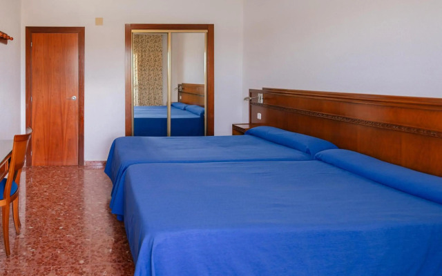 Port Europa Hotel