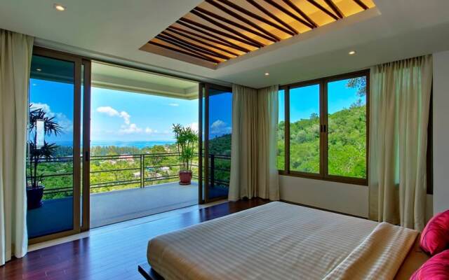 "hilltop Wow 4br Seaview Pool Villa at Naithon Beach"