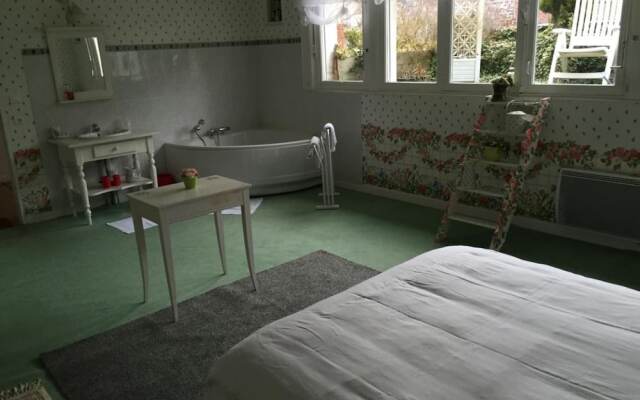 Hotel Joly