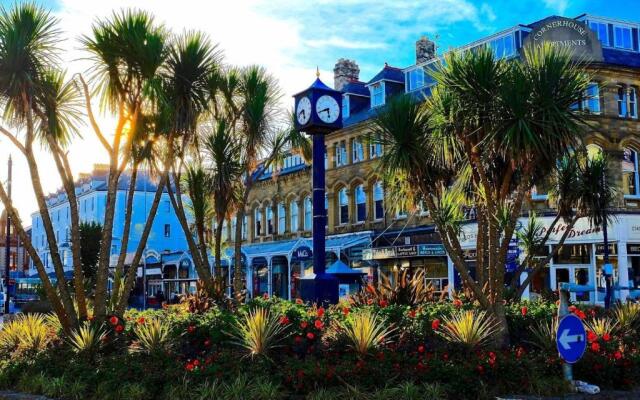 Cornerhouse Apartments Llandudno