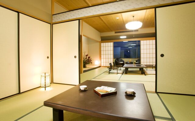 Nagaragawa Seiryu Hotel