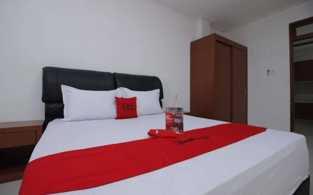 RedDoorz Plus near Ragunan Zoo – Guest Rooms – Jakarta