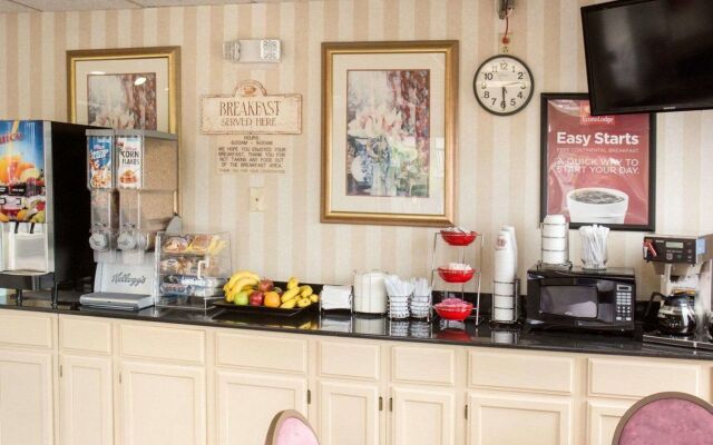 Studios & Suites 4 Less Chesapeake