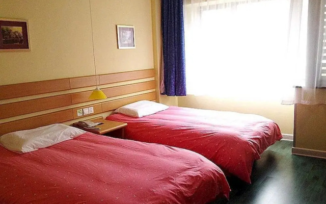 Home Inn Shanghai Nicheng Lingang Facility Industrial Park