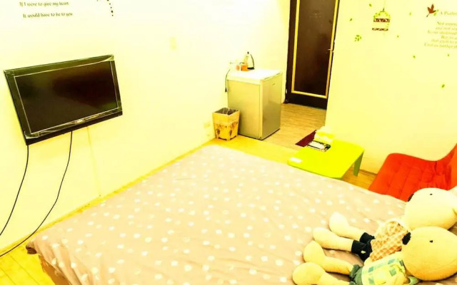 Taichung Fengjia 18 Rooms