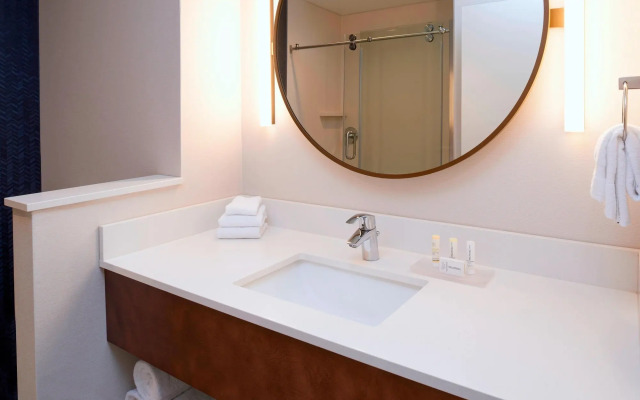 Fairfield Inn & Suites Columbus, IN