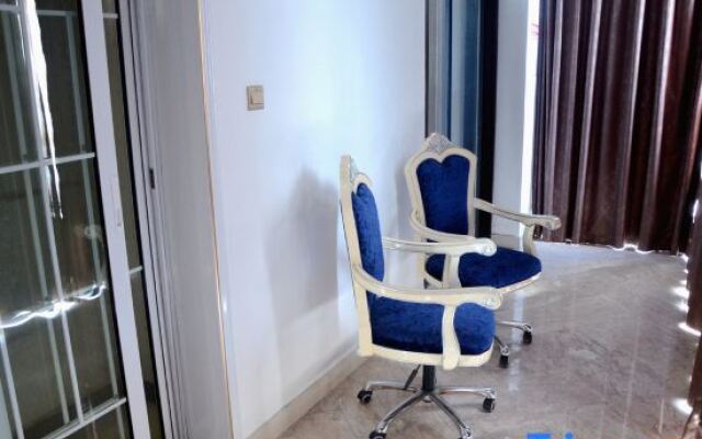 Sanhe International Hotel