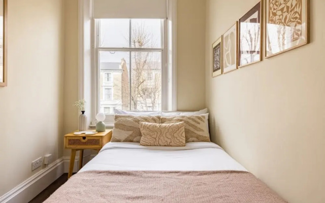 The Notting Hill Base - Charming 2bdr With Balcony