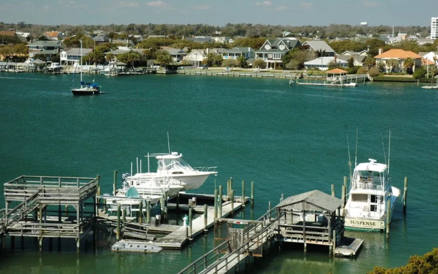 Summer Sands Suites