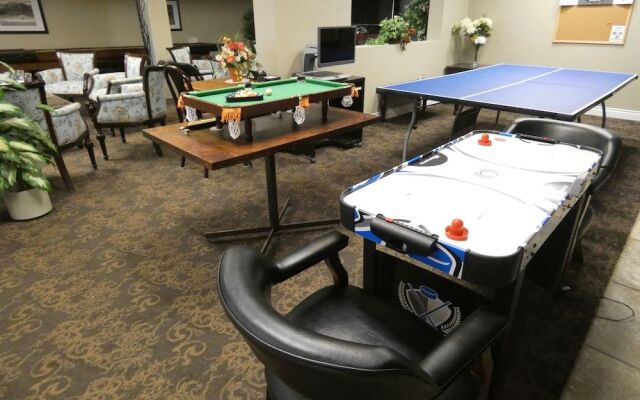 The Medicine Hat Villa